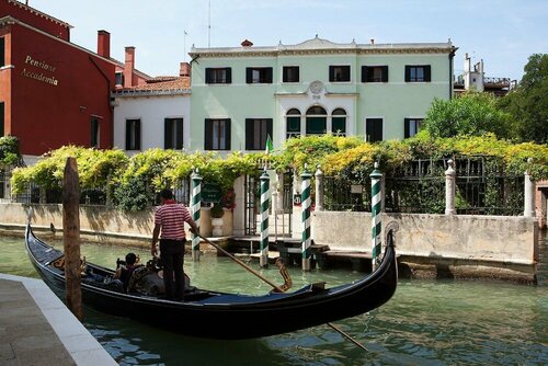 Гостиница Pensione Accademia - Villa Maravege в Венеции