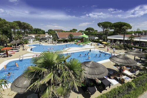 Кемпинг Vela Blu Camping Village в Каваллино-Трепорти