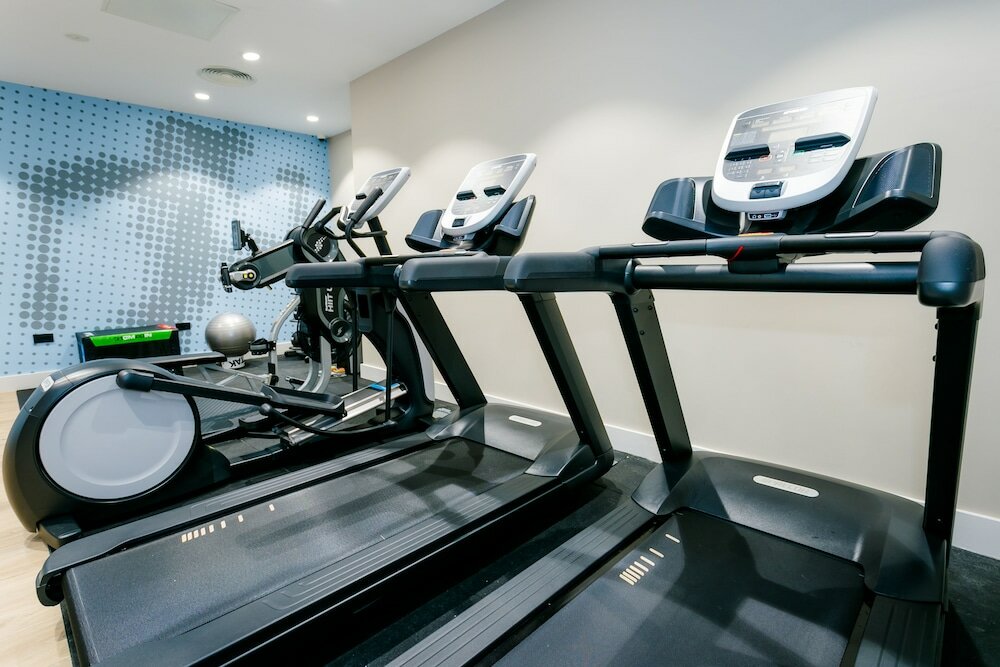 Фото Hampton by Hilton Blackburn