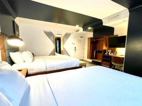 Фото Hotel Belmont Vancouver MGallery