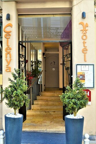 Гостиница Celenya Hôtel в Тулоне