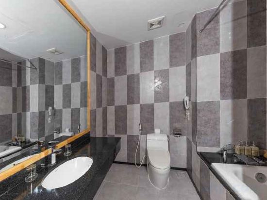 Фото Romance Hotel