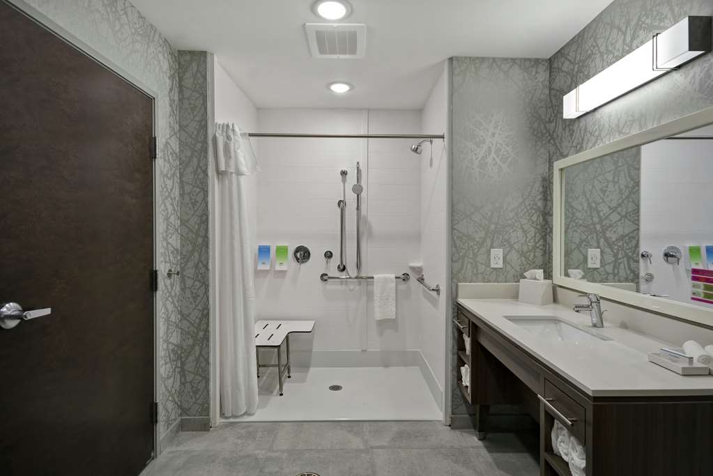 Фото Home2 Suites by Hilton Grand Rapids North