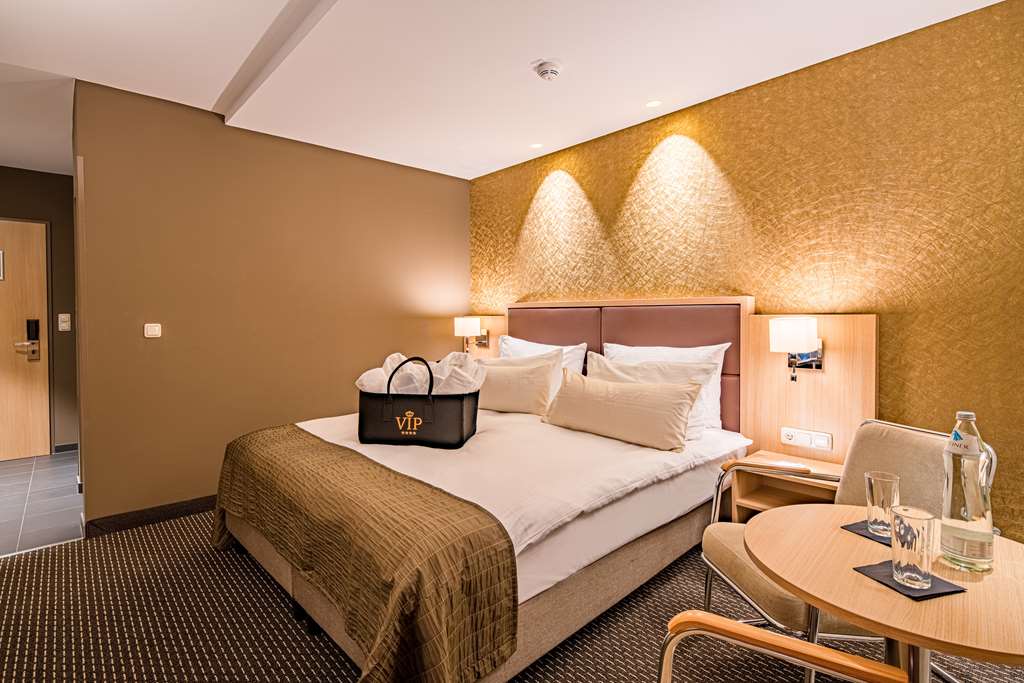 Фото Best Western Premier Central Leonhard