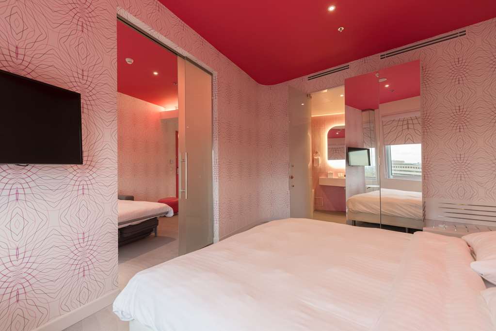 Фото Park Inn by Radisson Amsterdam City West