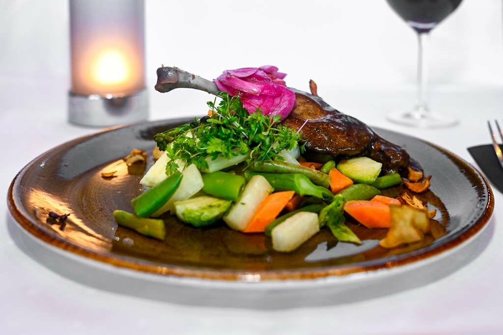 Фото Park Inn by Radisson Oslo Airport Hotel West