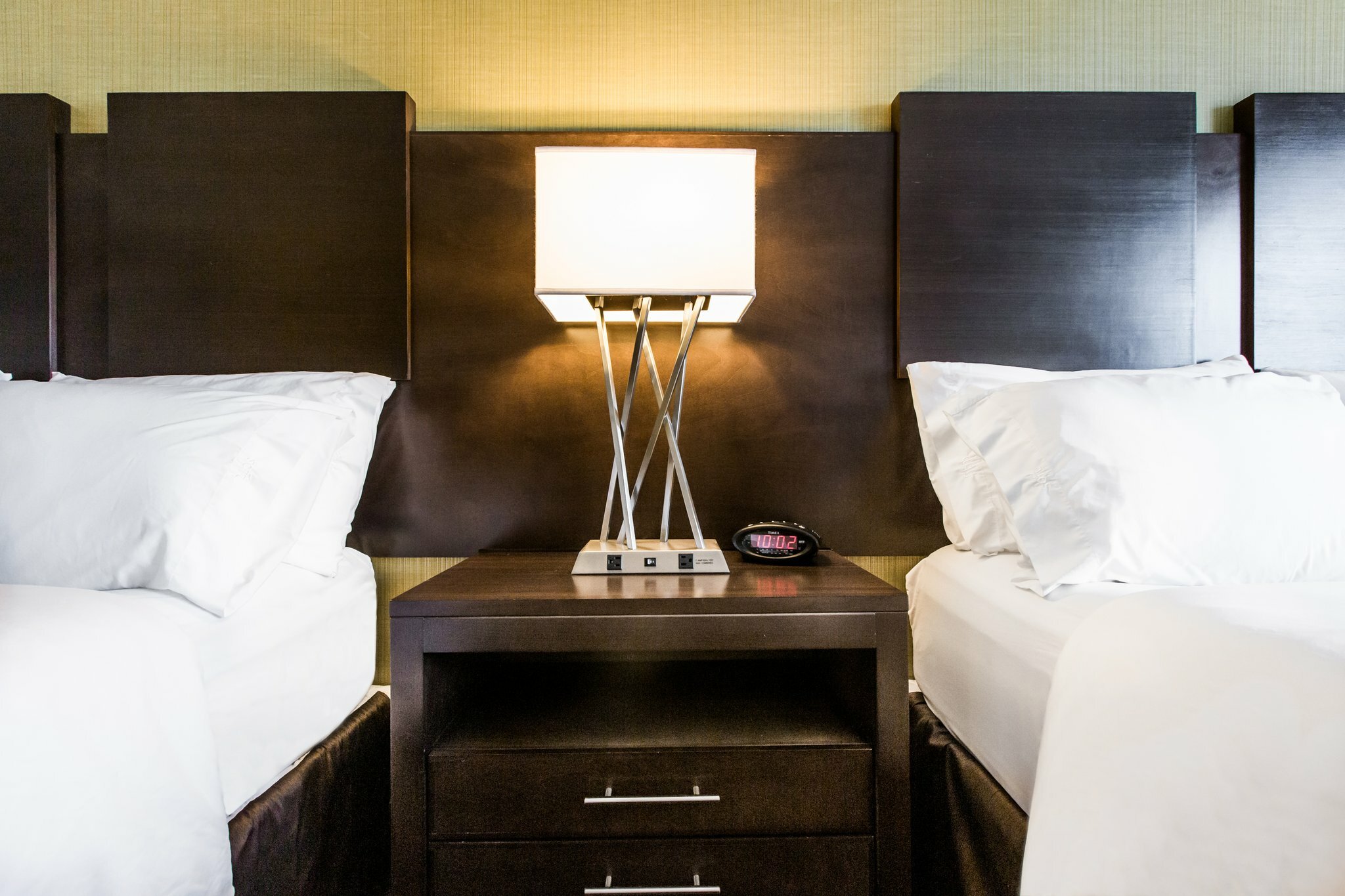 Фото Holiday Inn Express & Suites Spruce Grove - Stony Plain, an Ihg Hotel