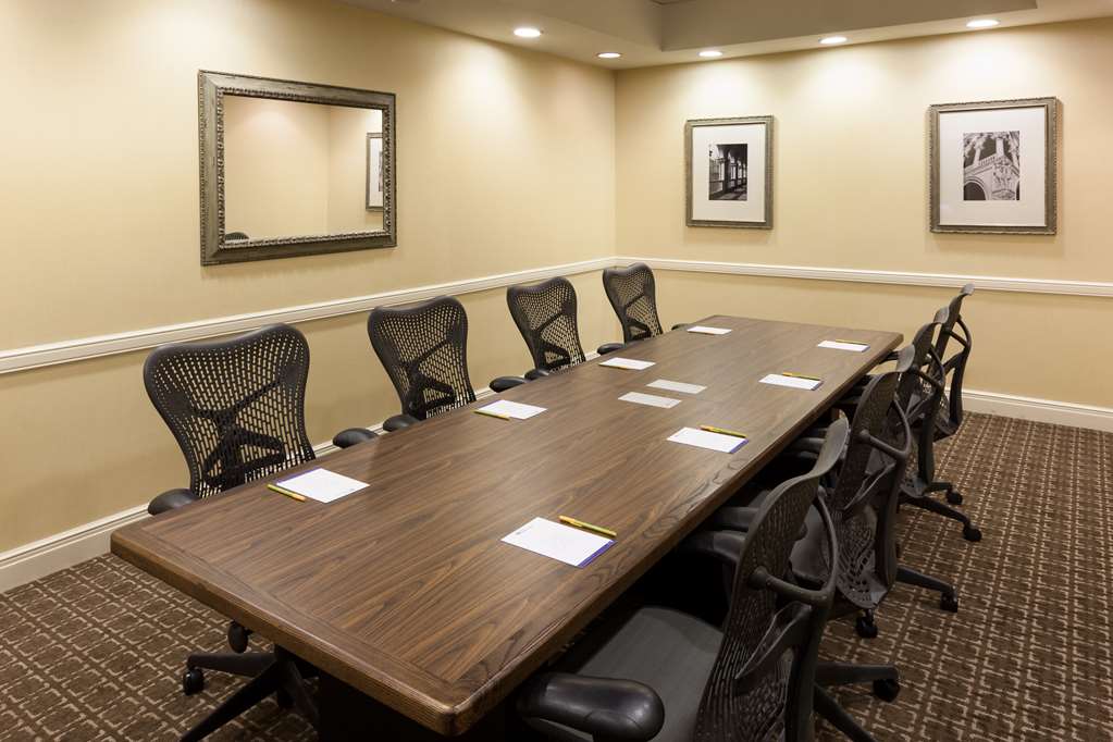 Фото Hilton Garden Inn McAllen Airport