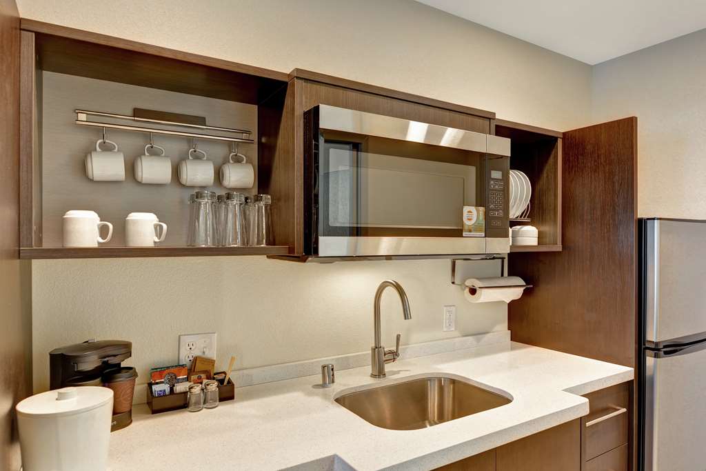 Фото Home2 Suites by Hilton Las Vegas Strip South