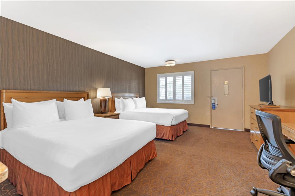 Фото Best Western Plus Pavilions