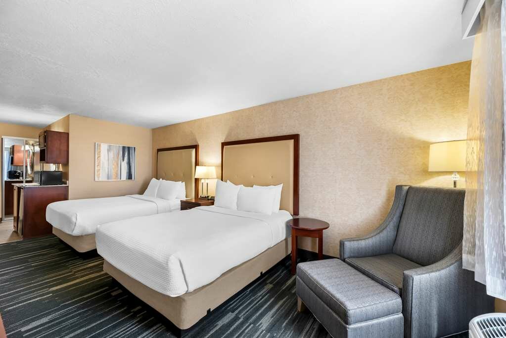 Фото Best Western Plus Abbey Inn