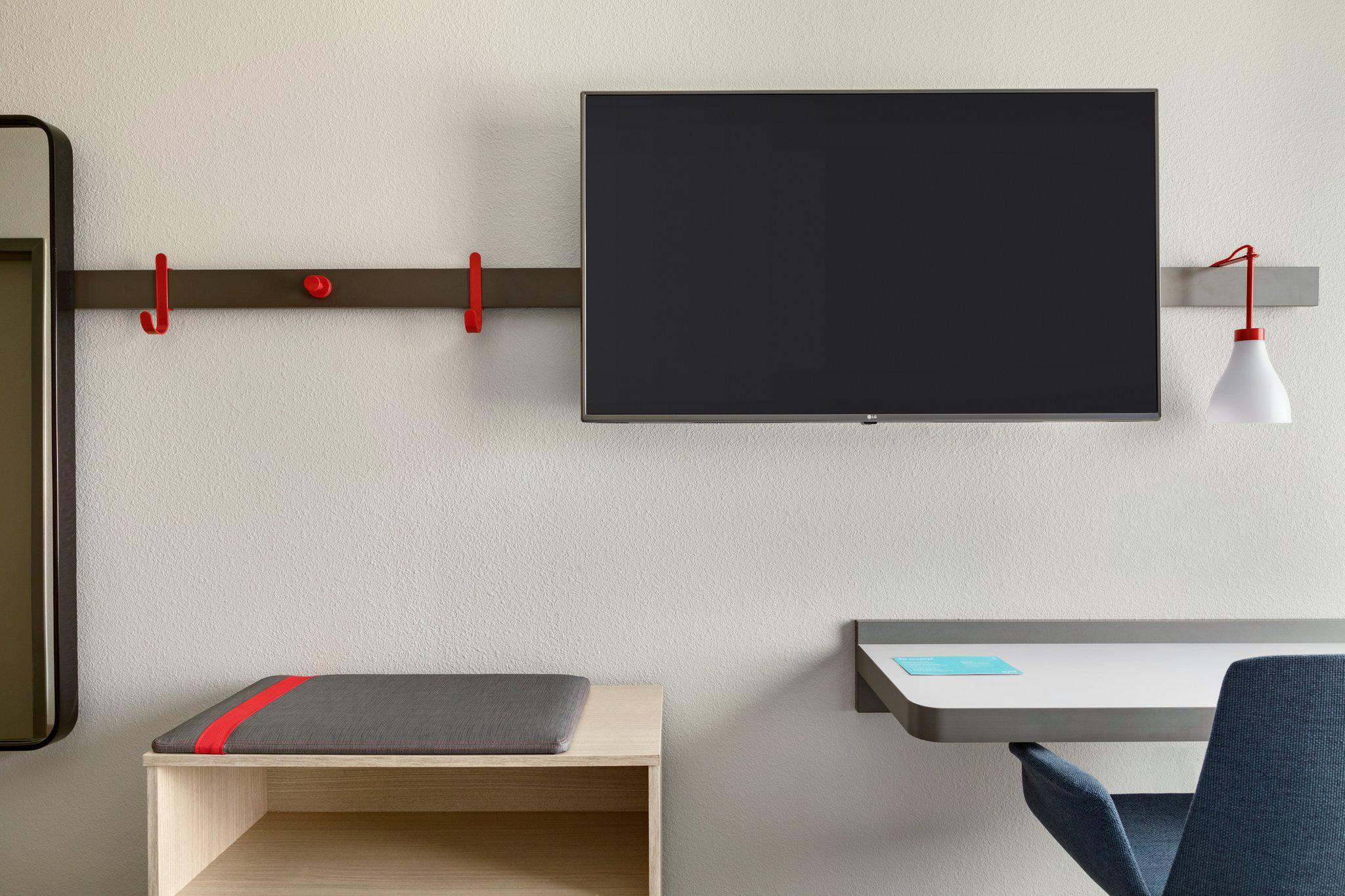 Фото Avid Hotels Lake Delton Dells Area, an Ihg Hotel