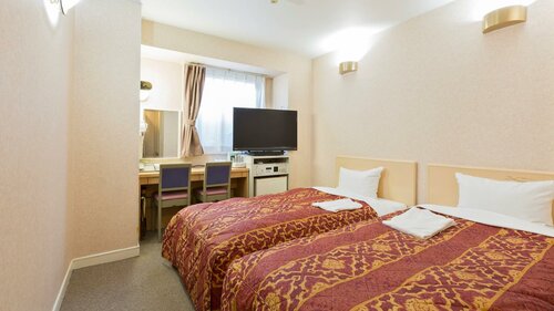 Гостиница Business Hotel Chateau Est Takamatsu в Такамацу