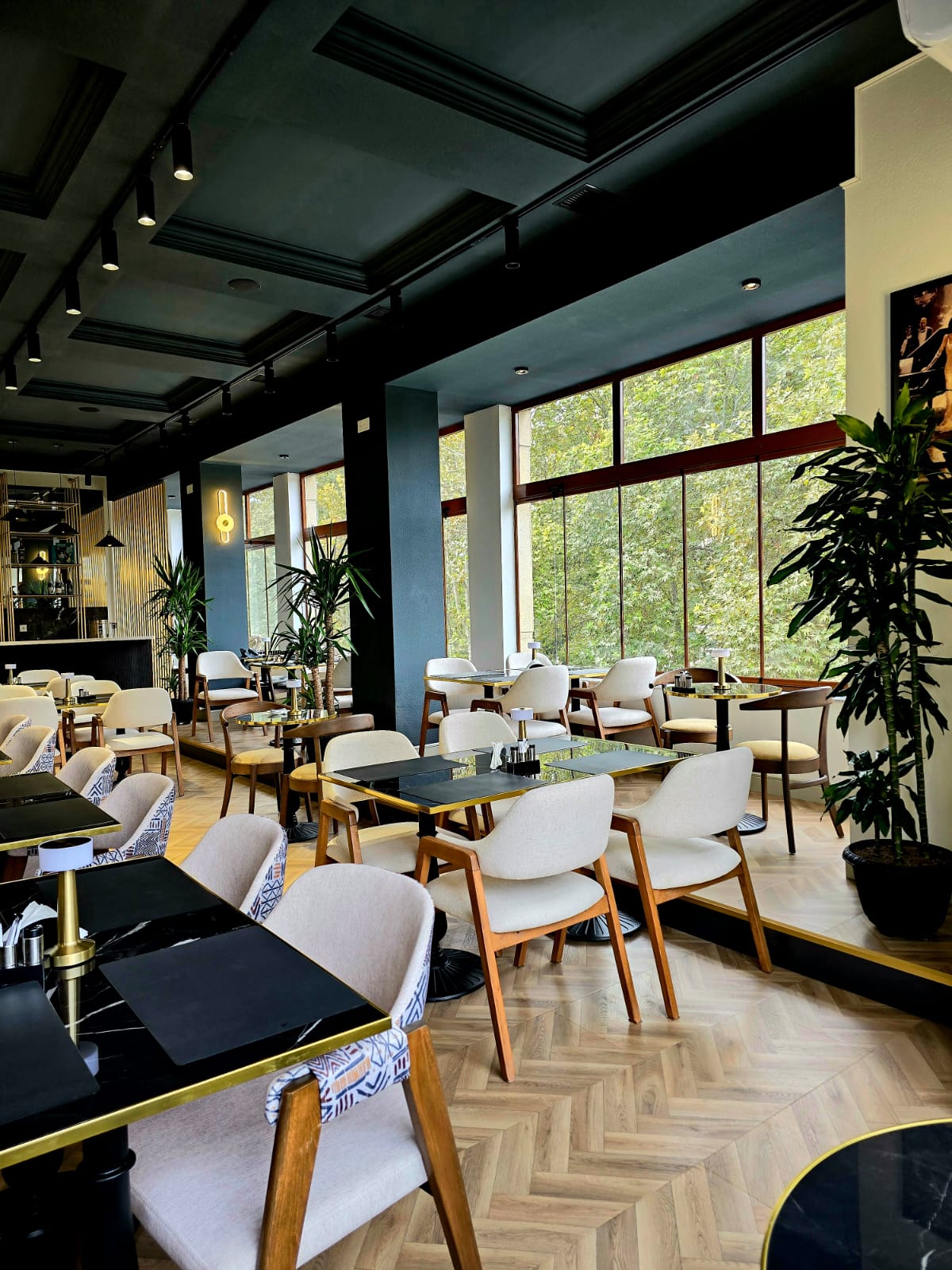 Фото Maestro Address Hotel