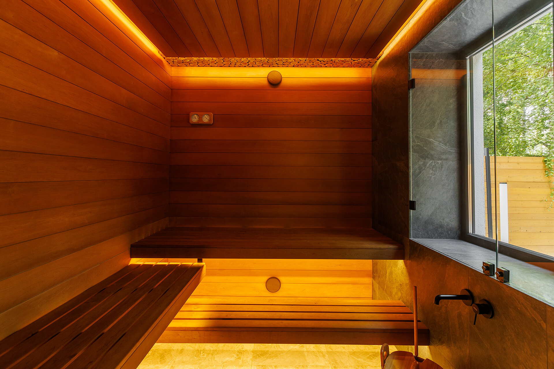 Фото Parmond SPA