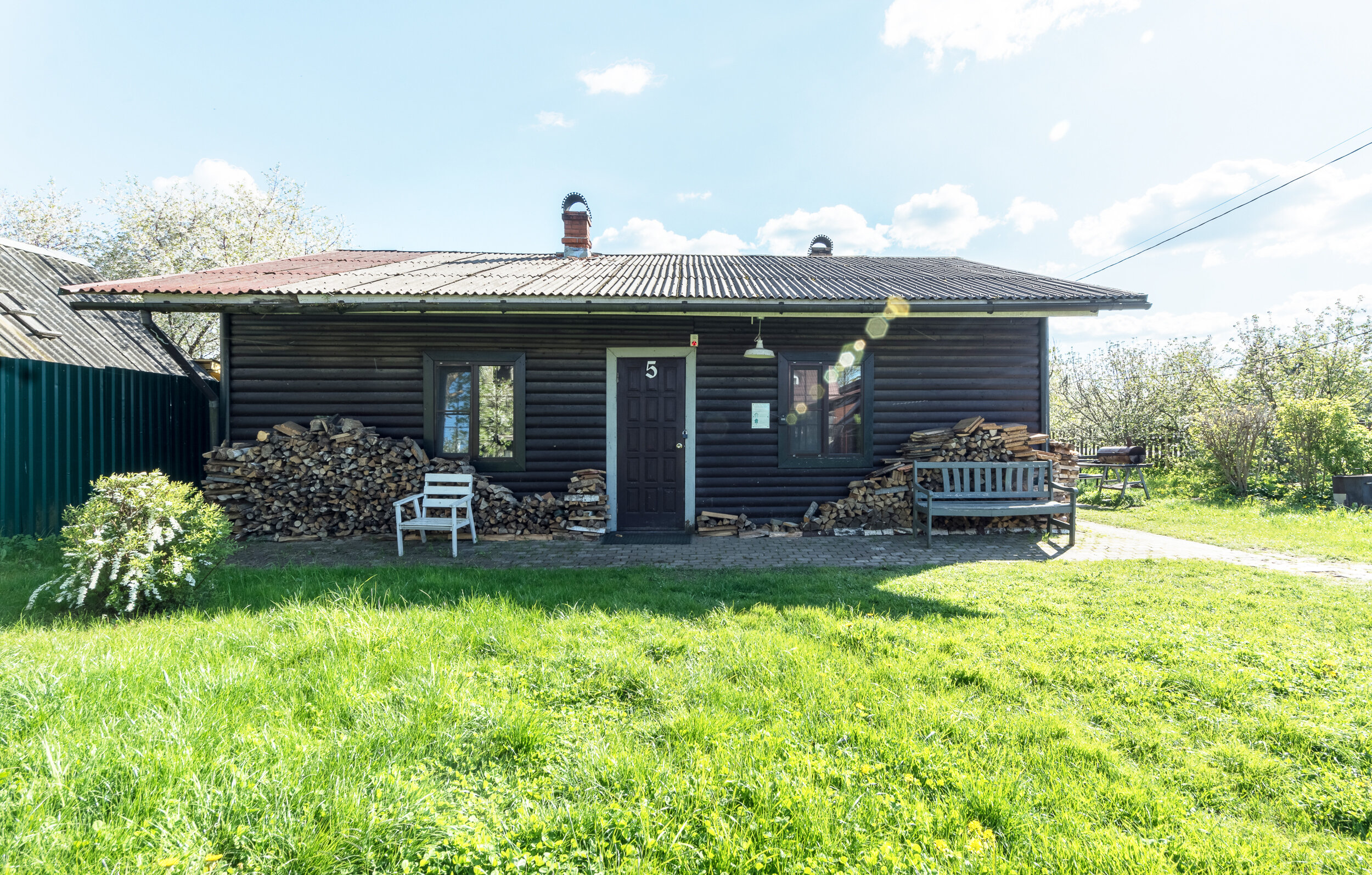 Фото отеля 2