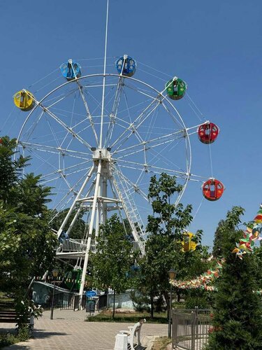 Jinsiy külotlar, paypoqlar va taytlarda 50 yoshli ayollarning jozibali kotlari