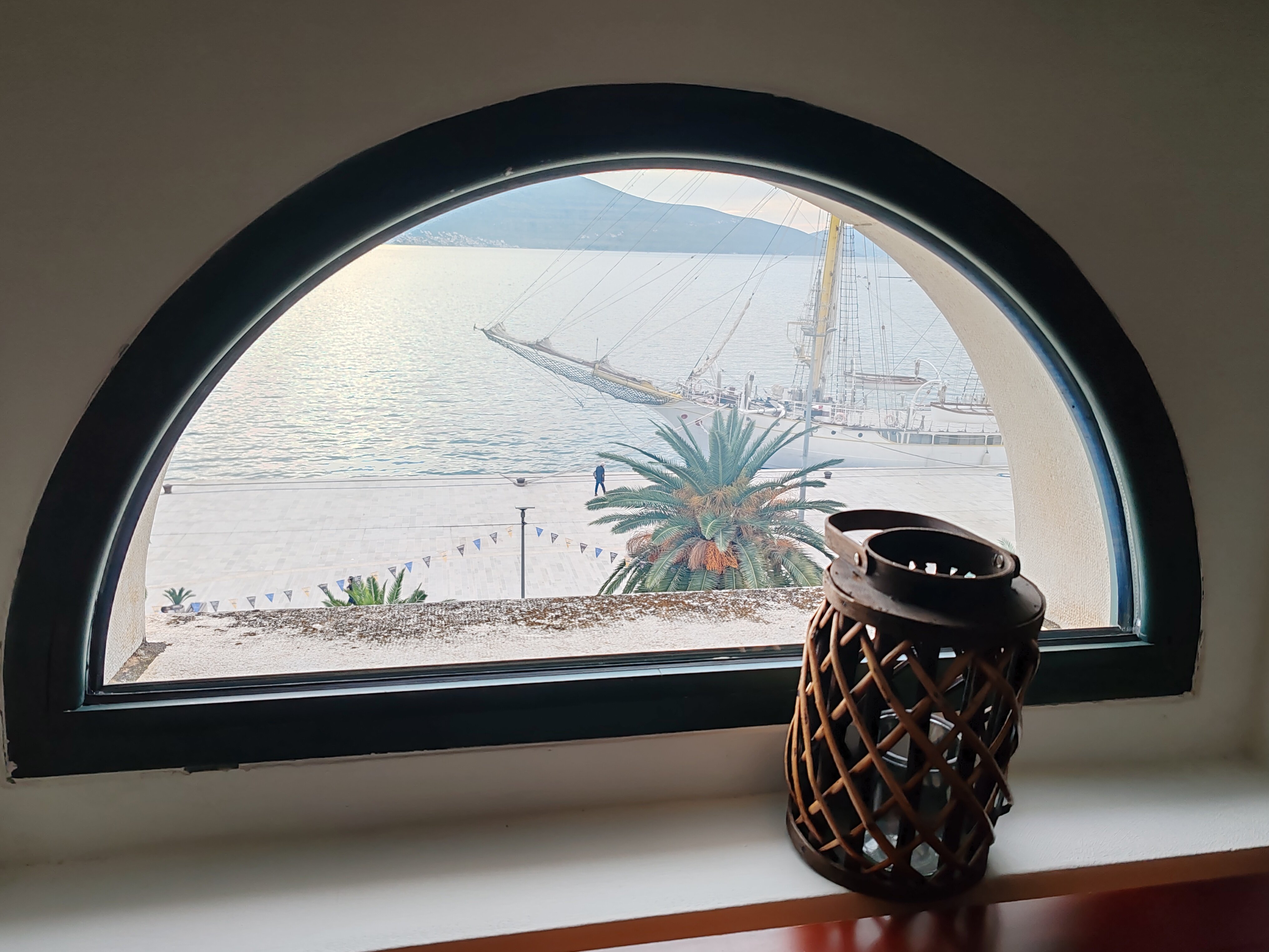 Фото Astoria Hotel Kotor