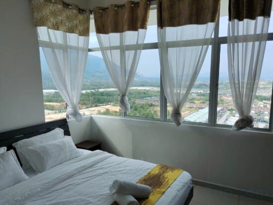 Apartments 3r2b 6-8pax Ipoh Top Floor Cozy house @MeruRaya, Ipoh, photo