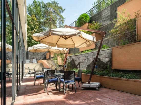 Фото Novotel Almaty City Center