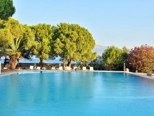 Гостиница Airotel Achaia Beach в Патрах