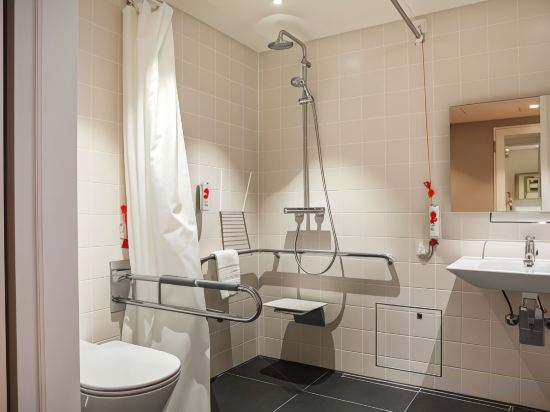 Фото IntercityHotel Dortmund