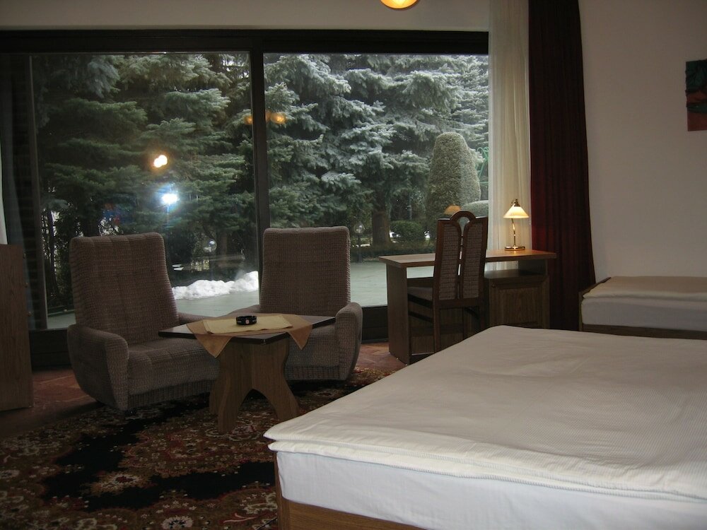 Фото Hotel Molnár