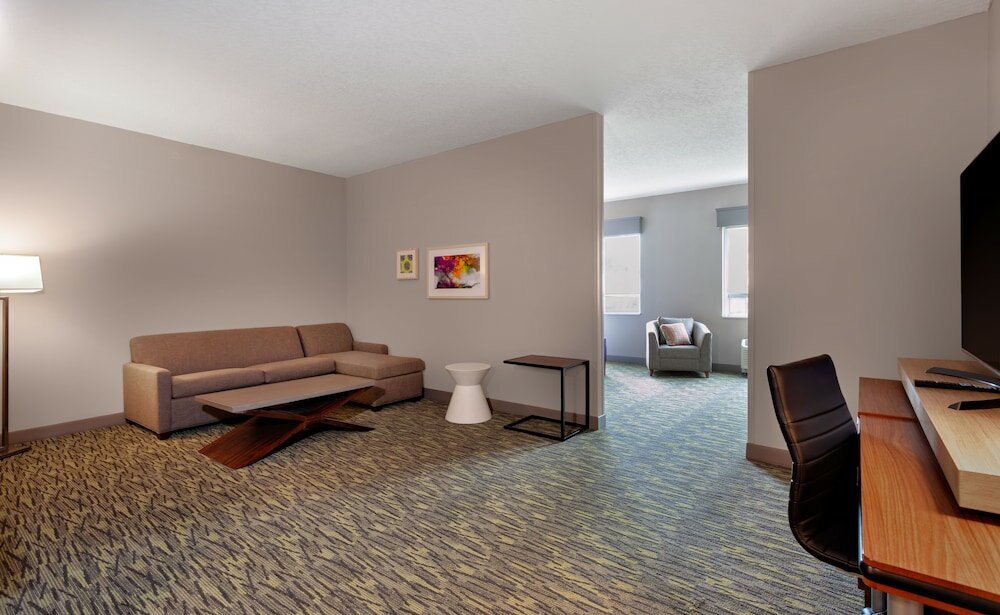 Фото Holiday Inn Tallahassee E Capitol - Univ, an Ihg Hotel