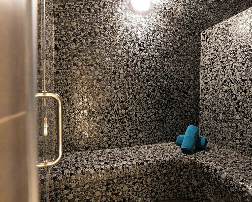 Фото Radisson Blu Hotel, Amman Galleria Mall