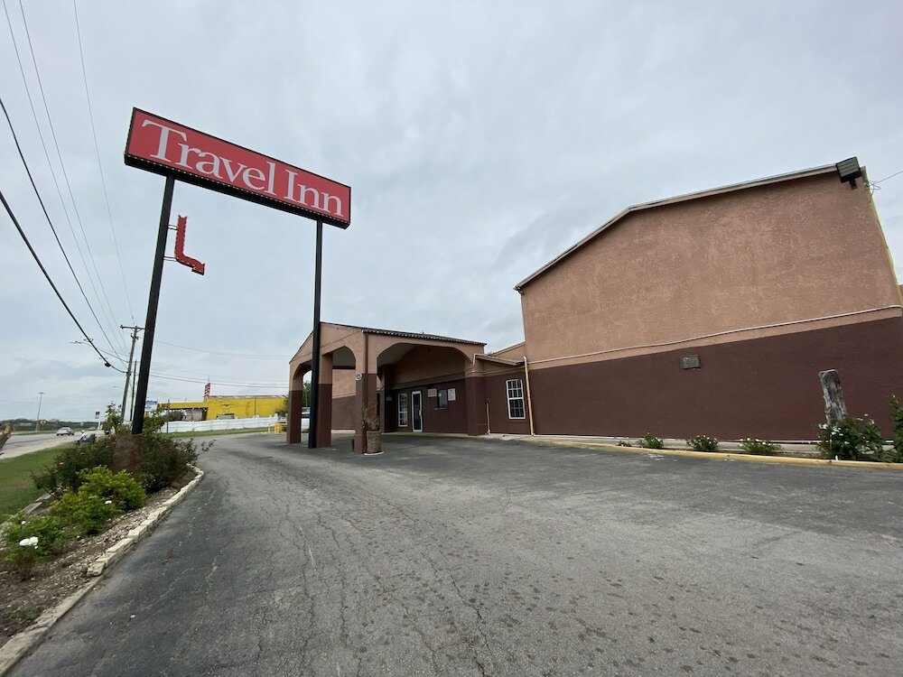 Фото Travel Inn San Antonio
