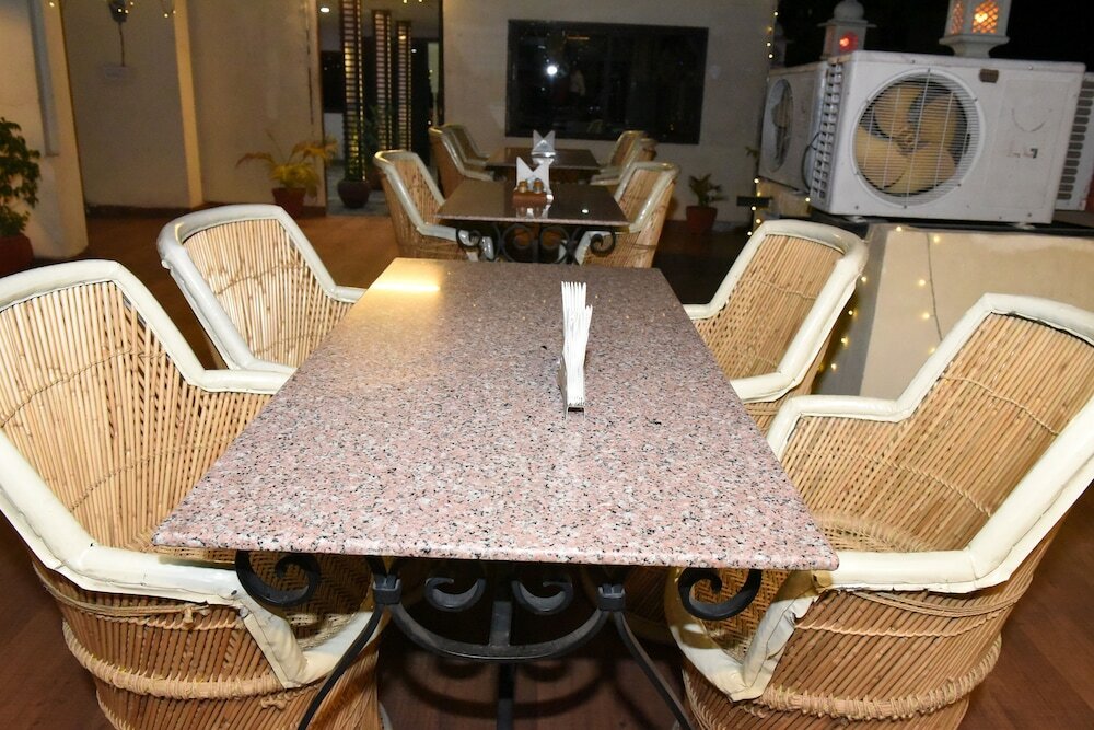 Фото Hotel Vaishnavi