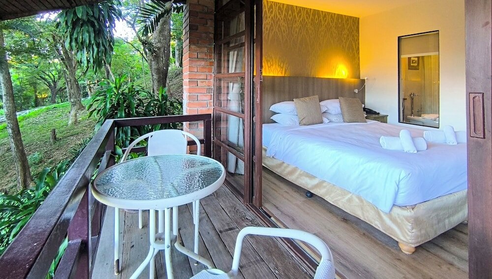 Фото Issara Boutique Winery Hotel