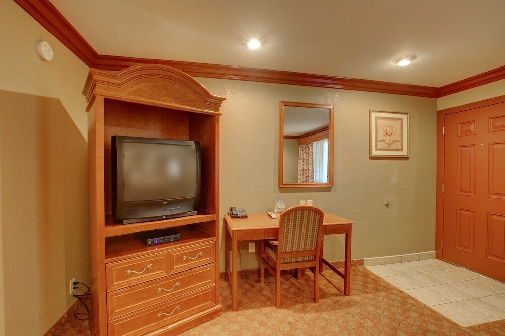 Фото Thunderbird Lodge in Riverside