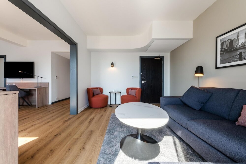 Фото Radisson Hotel Manchester City Centre, A Verified Net Zero Hotel