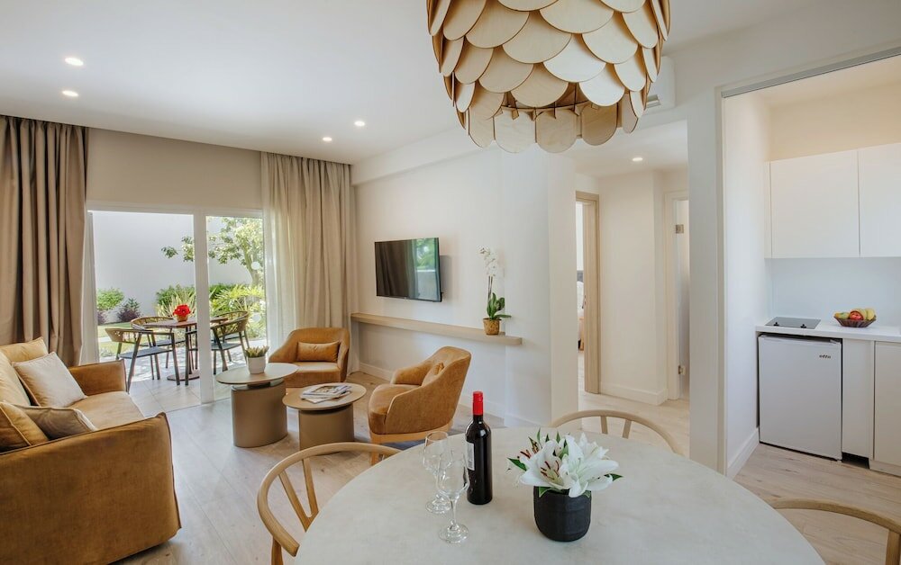 Фото Melissi Beach Hotel & SPA