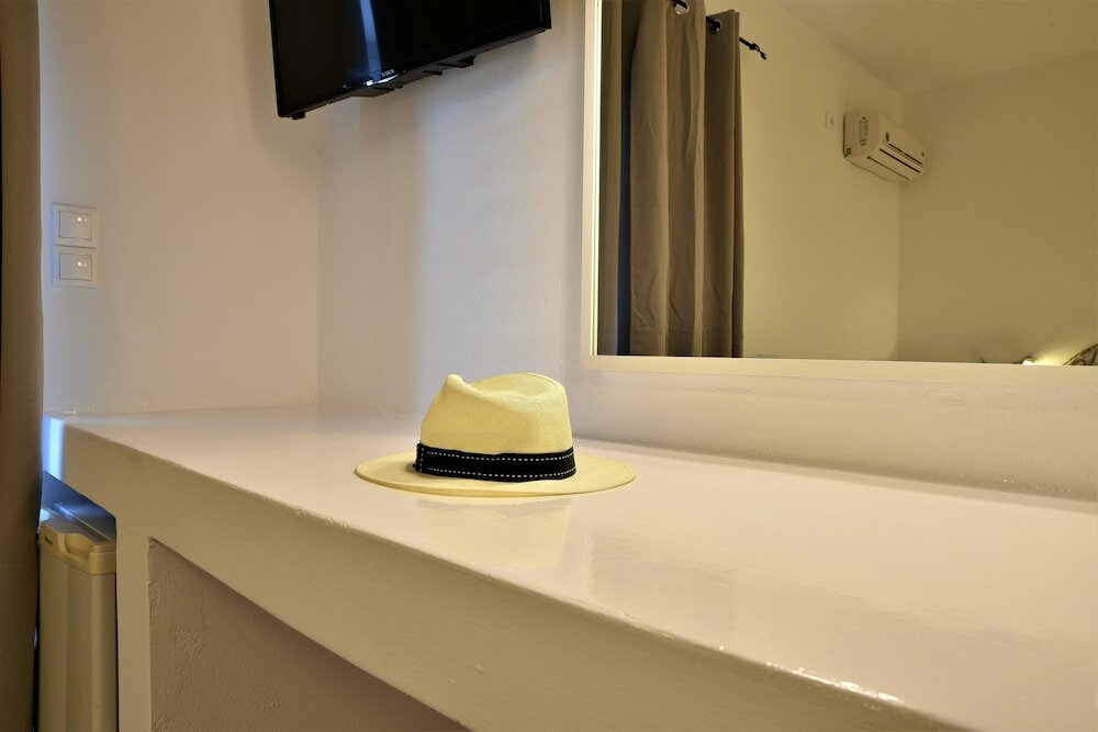 Фото Hotel Adamas