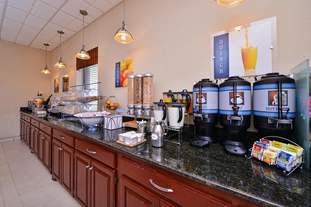 Фото Best Western Northgate Inn