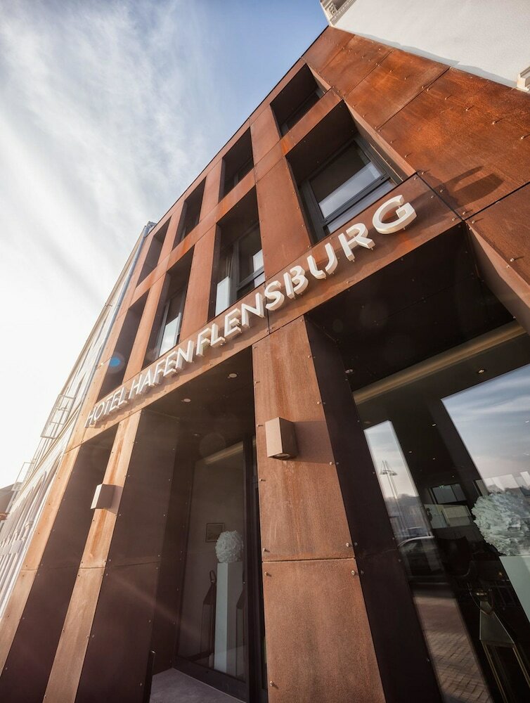 Фото Hotel Hafen Flensburg