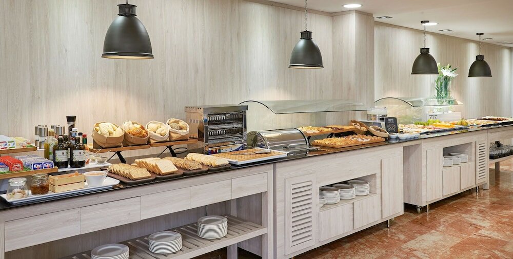 Фото Nh Córdoba Califa Hotel