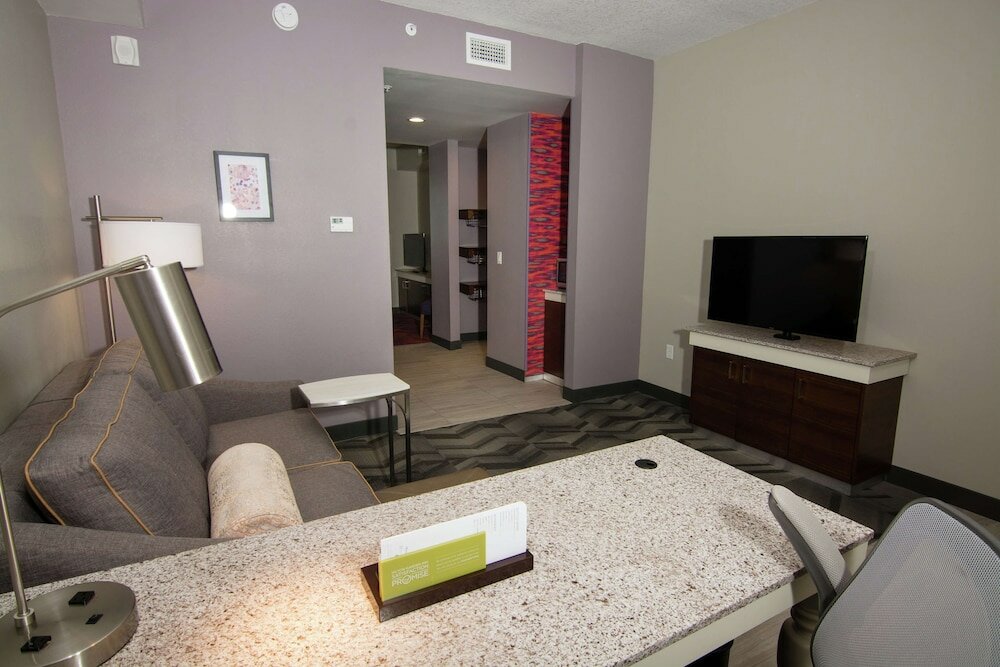 Фото Hilton Garden Inn Tampa Suncoast Parkway