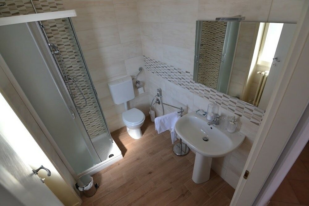 Фото B&b Domus Lupiae