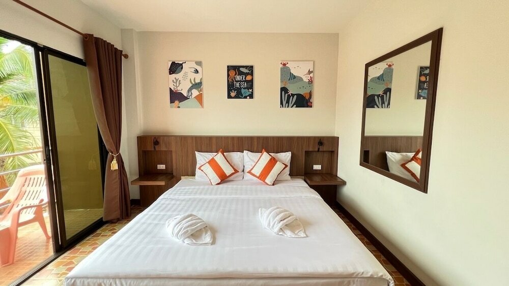 Фото My Friends's House 2