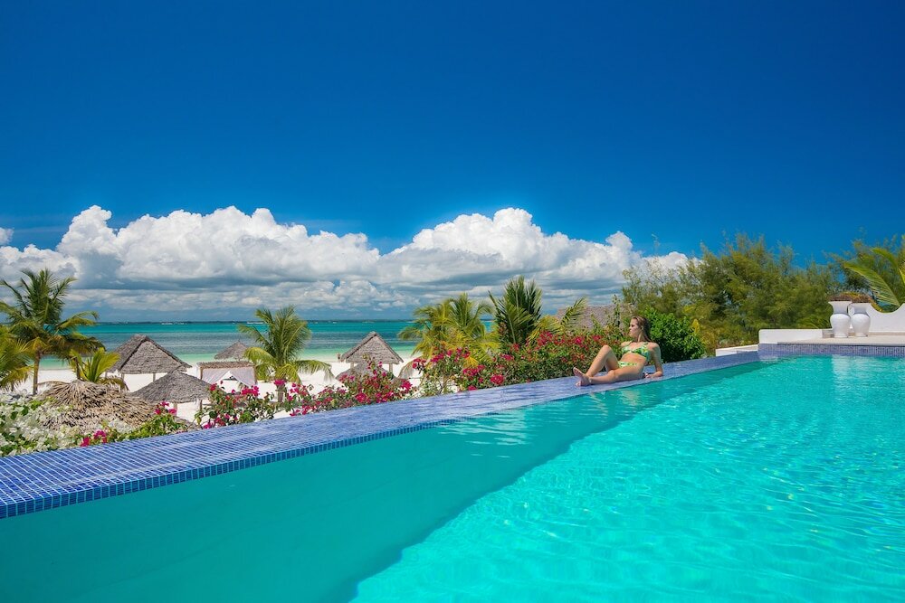 Фото Konokono Beach Resort and Isaraya Over Water Villa