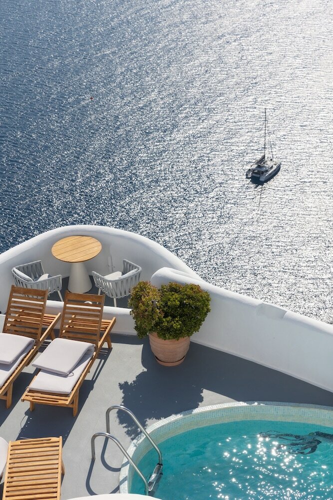 Фото Katikies Santorini - The Leading Hotels Of The World