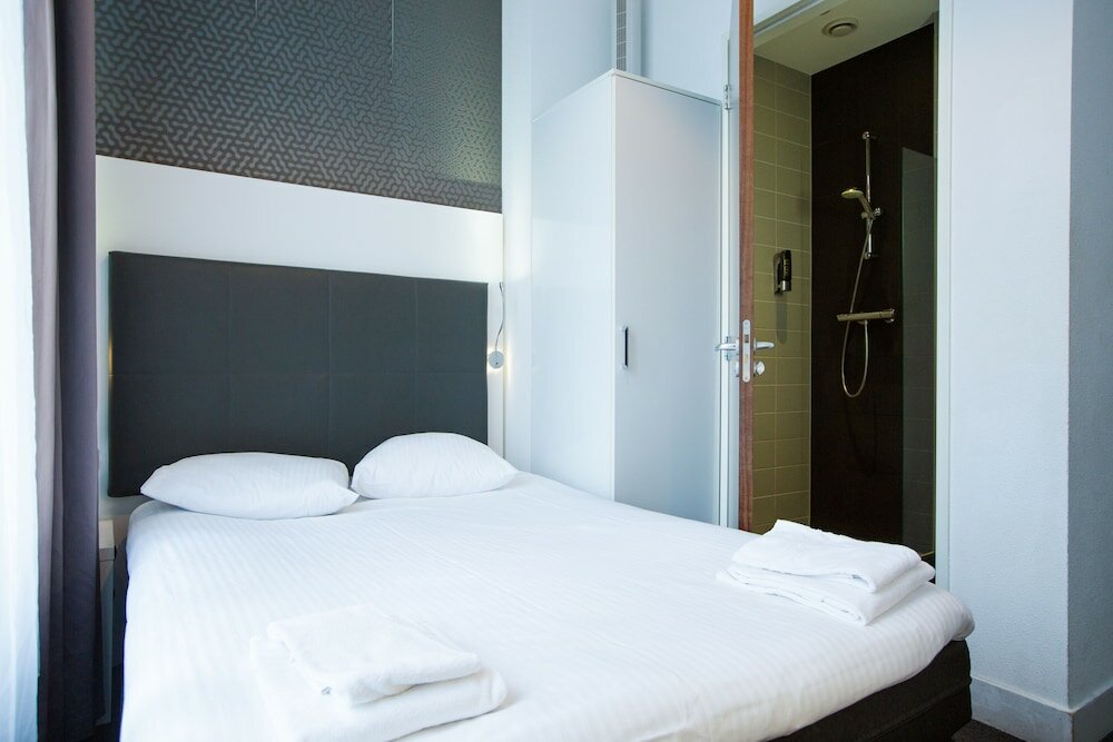 Фото Hotel Vossius Vondelpark