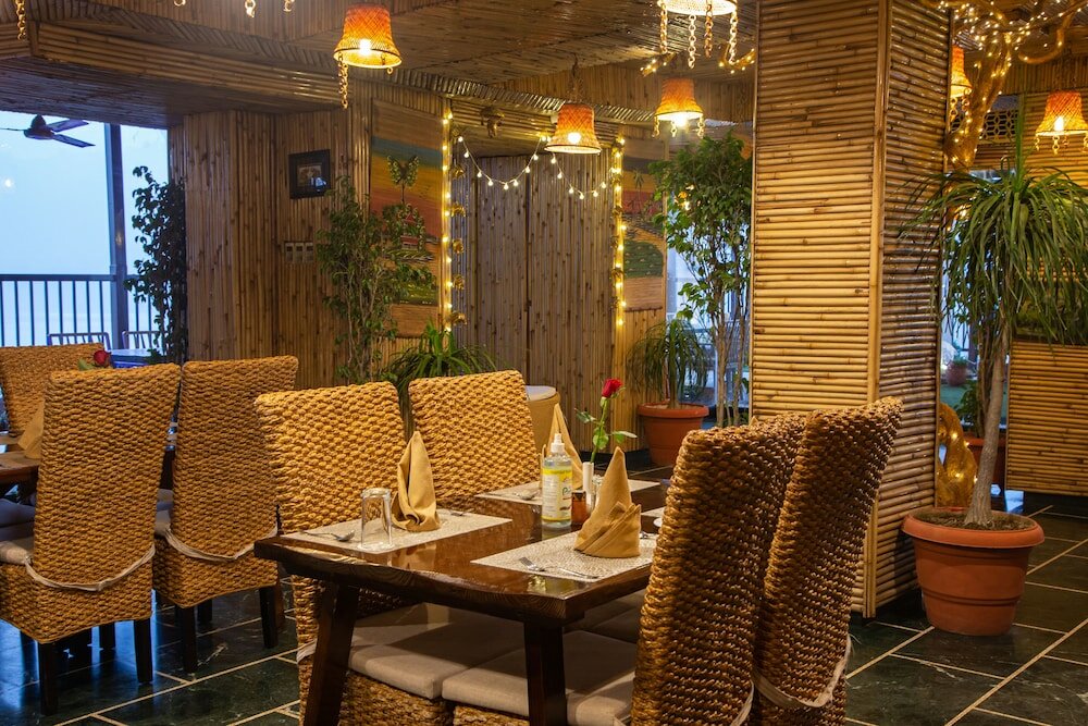 Фото Отель EllBee Ganga View