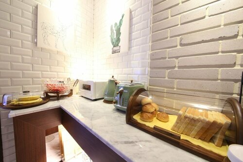 Гостиница Brooks Hotel в Кенсан-Намдо