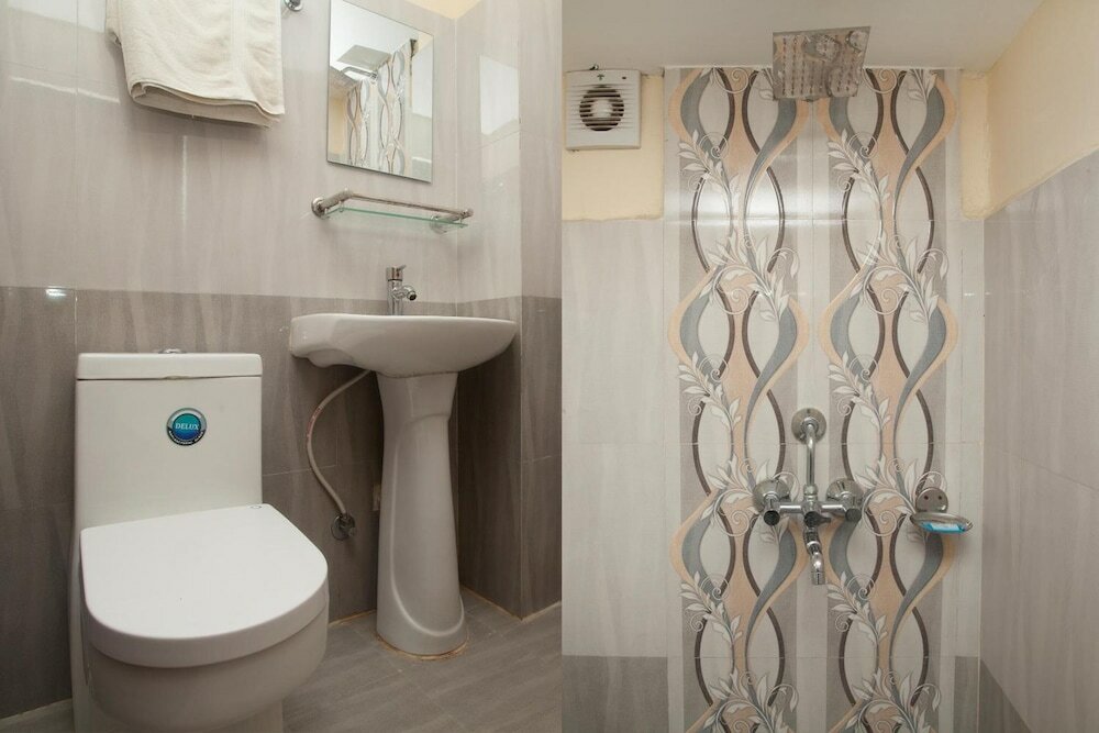 Фото Kathmandu Regency Hotel