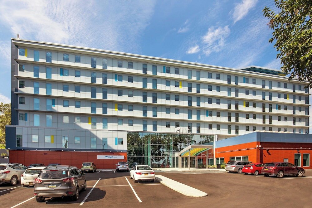 Фото Aloft New York LaGuardia Airport