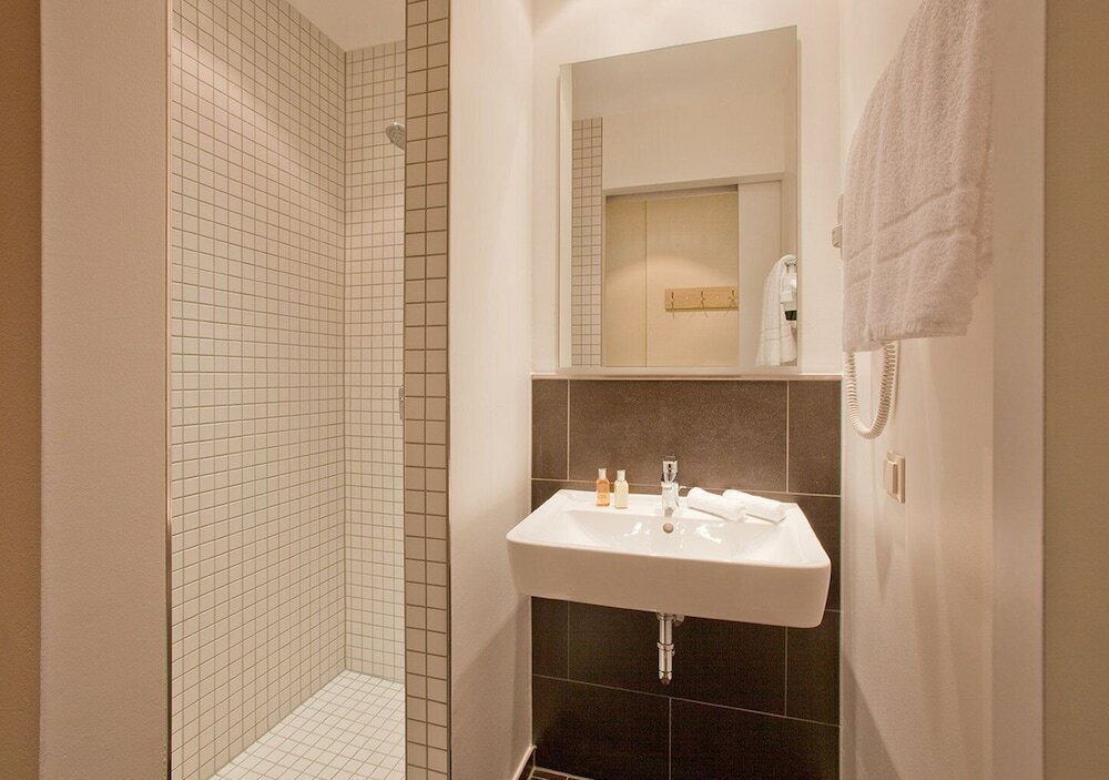 Фото Harry’s home München Moosach hotel & apartments